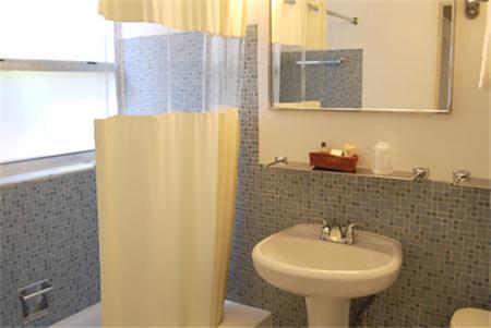 Alcazar Resort- Gay Mens Hotel Fort Lauderdale