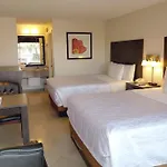 Red Carpet Inn Airport/Cruiseport