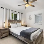 Alani Bay Premium Condos