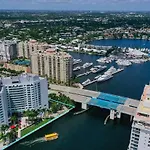 Luxury Ocean View Intracoastal Condo In Ft Lauderdale Beach - Sleeps 6