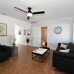 4Br Home, Hot Tub, Near Beach & Wilton Manors