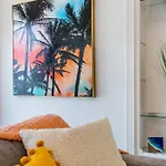 Trendy 3-Bedroom Villa With Saltwater Pool And Yard