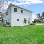 New Townhome Near Wilton/Las Olas/Beach