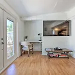 Vacation Rental With Private Pool In Wilton Manors