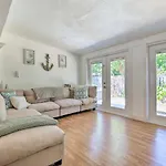 Vacation Rental With Private Pool In Wilton Manors
