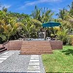 Welcome To Paradise! Secluded 4 Bed, 3 Bath, Pool