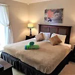 Manhattan Tower Apartment Hotel