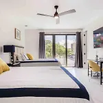 Luxury Paradise Walk To Las Olas -5 Mins To Beach