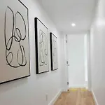 Seaside Escape Steps To Beach, Dining, Shopping And Las Olas!