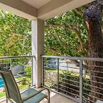 Miami/Ft Lauderdale Private Retreat Near Airport.