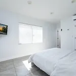 Bayshore Breeze 4