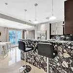 Beach Isles Modern 1Br Waterfront Apartment With Patio