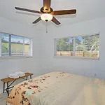 Beach Oasis With Playstation, Bbq, Beach And Baby Gear