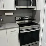 Cozy Newly Renovated In Fll