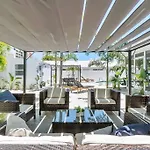 The Sandbar Walk To Beach Comfy Beds Firepit Pool
