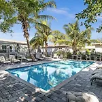 The Oceans Spacious 3Br Apartment In Victoria Park With Pool
