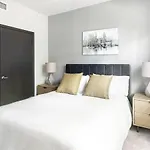 Landing Modern Apartment With Amazing Amenities
