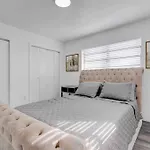 4 Bedroom 3 Bath Villa