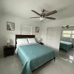 Cozy 2Br Home Near The Beach In Ft. Lauderdale.