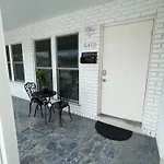 Cozy 2Br Home Near The Beach In Ft. Lauderdale.