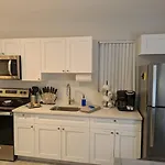 Cozy Fun-Size Getaway + Pool&Spa 5 Mins To Beach