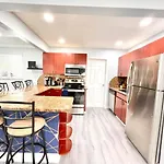 Fun Pool Home With Ping Pong Near Beaches And Airport