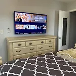Bens Spacious Luxury Suite