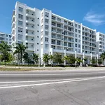 Ponciana Park 1Br W Gym Wd Pool Nr Wf Mia-6