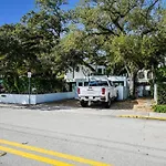 Las Olas Hammocks Unit 3 By Pmi