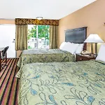 Days Inn By Wyndham Fort Lauderdale Airport Cruise Port