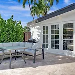 New ! Pool House 3-Bedroom Home Victoria Park