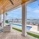 Mega Yacht Views Private Beach Heated Pool Harbor Inlet Area Harbourview Key Vlllas