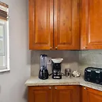 Lakeside Retreat 3Br, 2Bth Near Hard Rock Casino