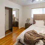 Charming 2Br Waterfront House