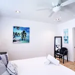 A 1Bedroom Las Olas On The Water