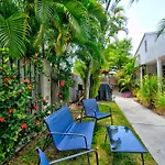 Efficiency 3 On Water Las Olas Beach And Free Kayaks