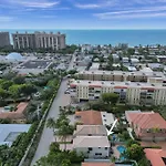 Blissful Beach Villa In Amazing Location With Heated Pool 3 Blocks To Sand In Your Toes!