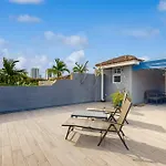 Pineapple Place