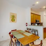 Pineapple Place
