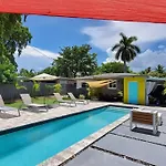Beautiful House With Private Pool