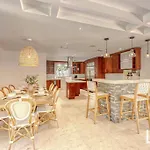 Imperial- Waterfront Wlk2Bch Heated Pool Spa