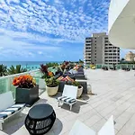 2Br W Residence Fll, Ocean Views, Infinity Pool, Hot Tub, Large Balcony, Easy Amentiy Access