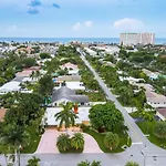 Walking From The Beach 3Br Villa