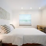 Beautiful And Comfortable Apt In Victoria Park