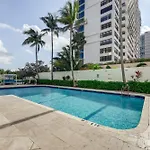 Modern Ft Lauderdale Condo About 7 Mi To Airport!