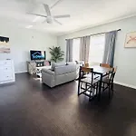 Bayview Regency Apartments By Lowkl