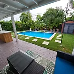 Fort Lauderdale Oasis-Private Pool