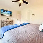 Luxury Oakland Park Retreat Pool Lake Access