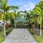 Chic Pool Oasis Modern Open Floor King Beds