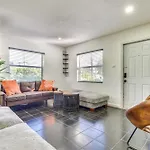 3 Mi To Riverwalk Fort Lauderdale Cozy Home!